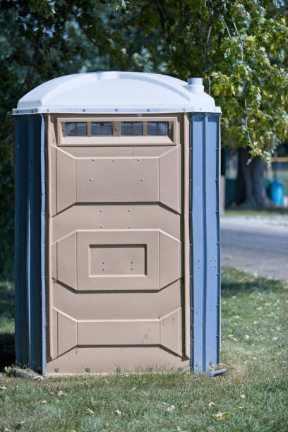 Porta potty delivery and setup in Alpine, TX